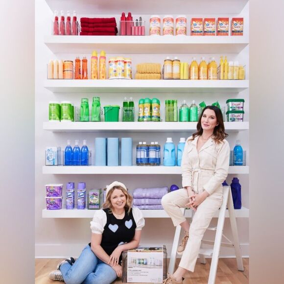 The Home Edit Women's Size XXL Not A Beauty Blogger Dark Grey Tank Top - Picture 9 of 10